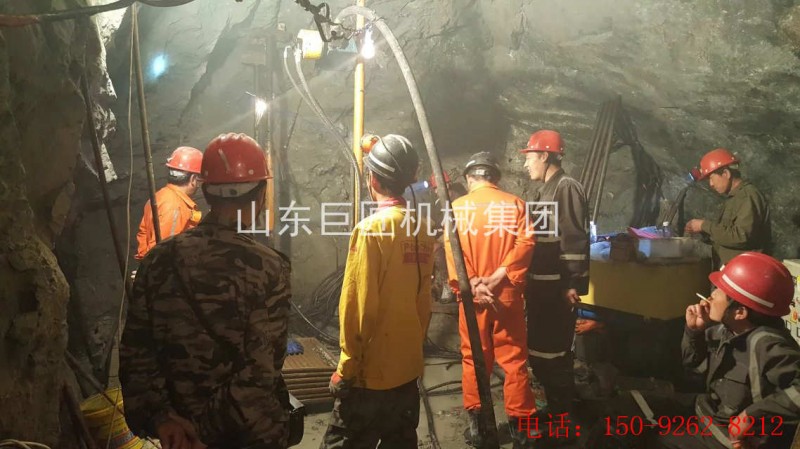 KY6075钢索取心液压钻机（坑道施工现场）
